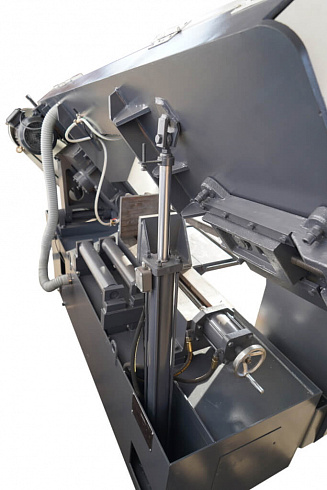 Ленточнопильный полуавтоматический станок Metal Master BSM-400 SAF