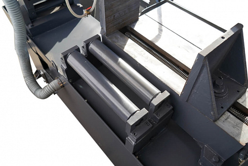 Ленточнопильный полуавтоматический станок Metal Master BSM-400 SAF