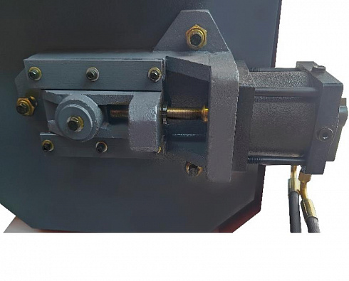 Ленточнопильный двухколонный станок Metal Master MGH-200E