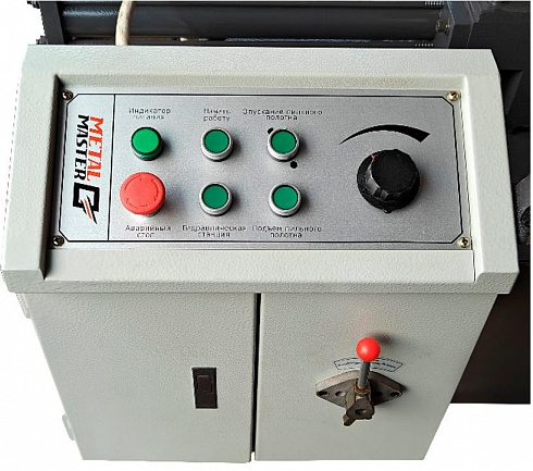 Ленточнопильный двухколонный станок Metal Master MGH-350E